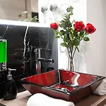 Starhome Navona