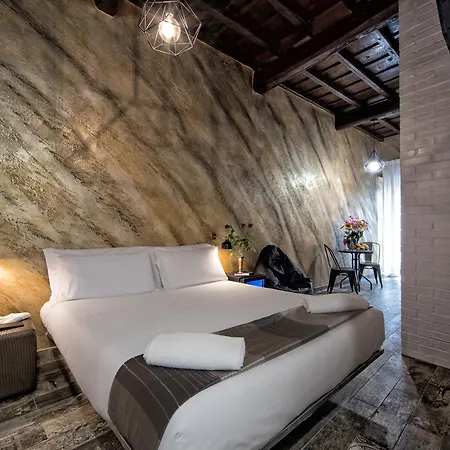 게스트하우스 Starhome Navona 4*