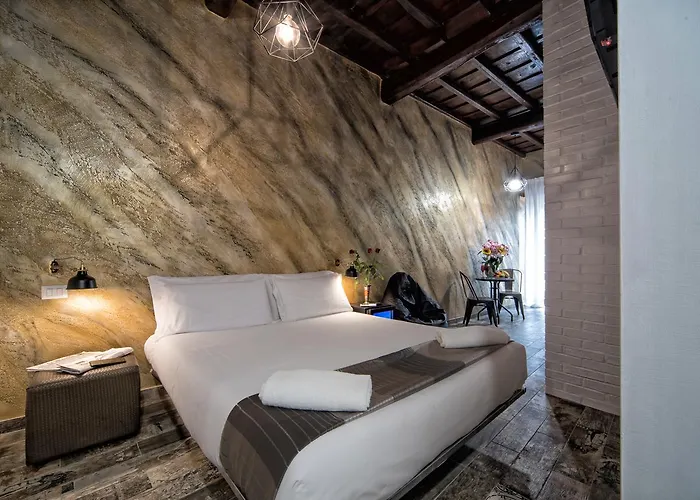 Pensionat Starhome Navona 4*