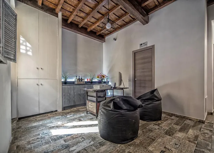 Starhome Navona Roma