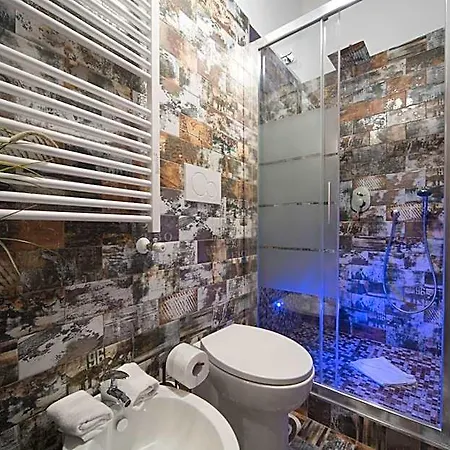 Πανσιόν Starhome Navona 4*