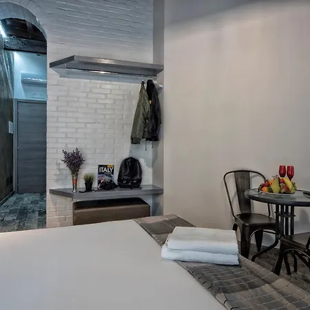 Starhome Navona Gæstehus 4*