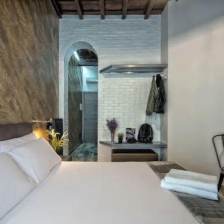 Starhome Navona 招待所 4*